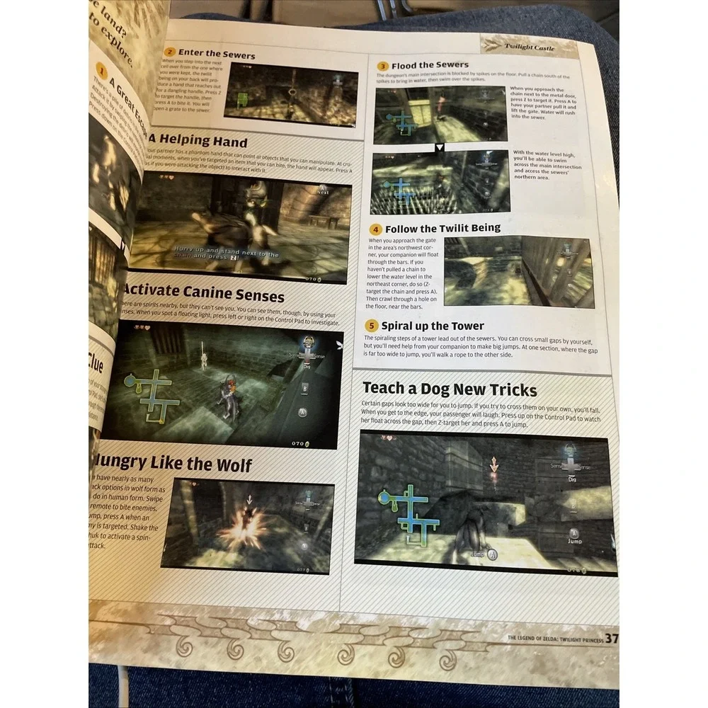 The Legend of Zelda Twilight Princess Nintendo Power Strategy Guide W/bonus Item